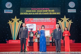 Công ty TNHH SX TM DV Sài Gòn Phương Nam vinh dự lọt top 100 Doanh nhân, doanh nghiệp tiêu biểu, sản phẩm, dịch vụ xuất sắc vì người tiêu dùng năm 2017