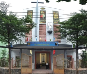 Nhà thờ giáo xứ Hà Đông, Giáo hạt xóm Mới: 530 Thống Nhất, Phường 16, Quận Gò Vấp