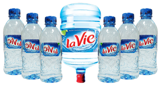 iWater triển khai giao nước khoáng Lavie trên đường Đặng Văn Ngữ Quận Phú Nhuận