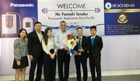 Panasonic và Thế Giới Điện Giải mang nước ion kiềm hỗ trợ chăm sóc người Việt