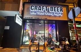 Quán bia tươi công nghệ CRAFT BEER: 62 Hồ Hảo Hớn, Phường Cô Giang, Quận 1