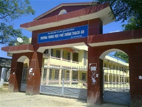 Trường THPT Thạch An: Thị trấn Đông Khê, Thạch An, Cao Bằng