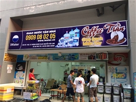 iWater triển khai điểm giao nước tận nhà chung cư HQC Plaza, huyện Bình Chánh