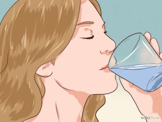 1 Ly nước trong phòng ngủ cho người bệnh tim
